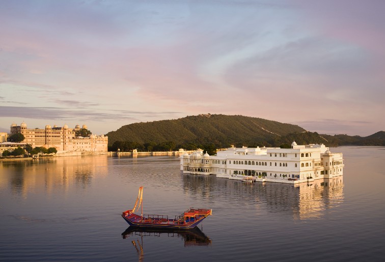 Udaipur Sightseeing Tour